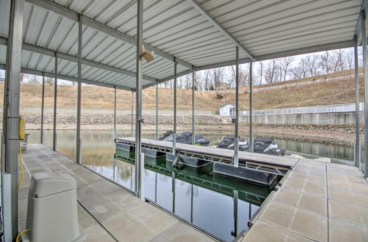 Breezy Lake Ozark Escape Dock, Slip And Pool! Экстерьер фото